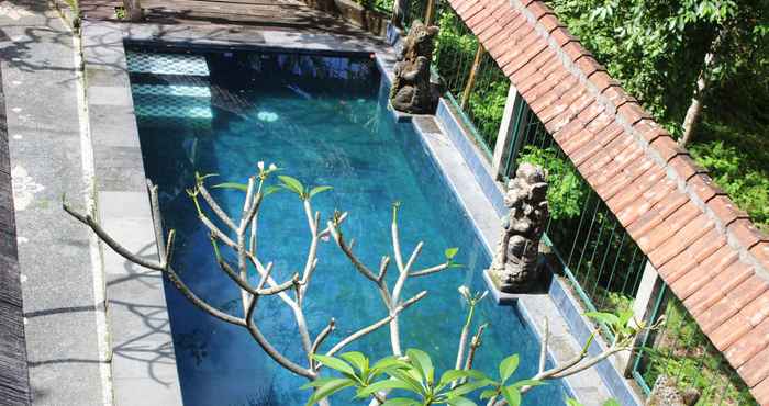 Swimming Pool Pondok Kayu Kenderan Ubud