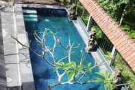 Swimming Pool Pondok Kayu Kenderan Ubud