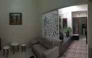 Lobby 4 Rumah Karangwuni Homestay