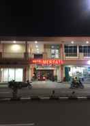 VIEW_ATTRACTIONS Hotel Merpati Serui