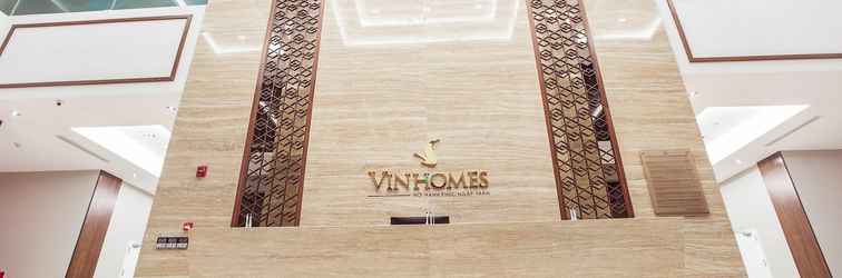 Lobi The Berry Vinhomes Luxury Apartments