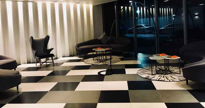 Lobby Urban Living Mandaluyong