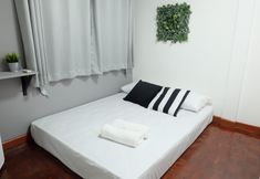 Bedroom 4 Manii Hostel Asoke
