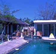 สระว่ายน้ำ 4 Gili Country Side Villa