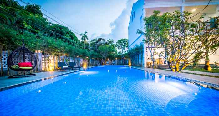 Kolam Renang Tran Family Villas Boutique Hotel