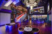 Bar, Kafe dan Lounge De Platinum Suite