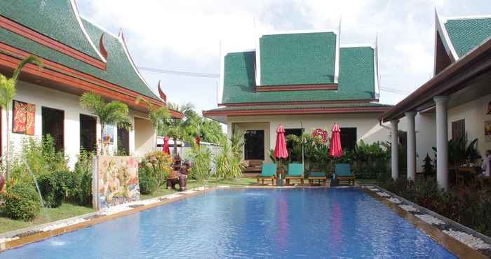 Swimming Pool Baan Malinee Phuket