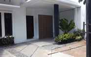 Lobi 2 Full House 1 Bedroom at Fam's Homestay