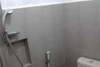 Toilet Kamar Kenangan Guest House 