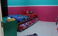 Kamar Tidur 6 Lidiya Homestay