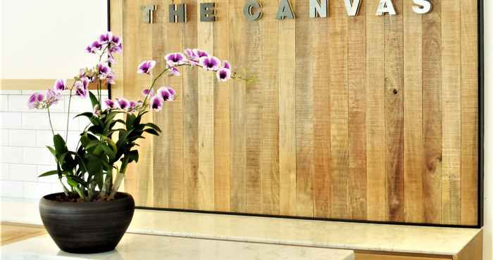 ล็อบบี้ The Canvas Hotel