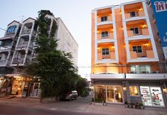 Exterior 2 Hoppers Mini