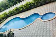 Swimming Pool ATK garden hills Hotel