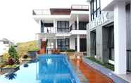 Bangunan 2 Complete Living at The Peak Villa Batu