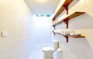 Toilet Kamar 7 The Lumbung Wood Villa