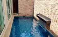 Kolam Renang 5 The Time Jomtien Pool Villa 125