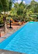 SWIMMING_POOL Bungalow Yen Trinh