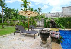 Swimming Pool 7 Baliana Villa Batu Belig