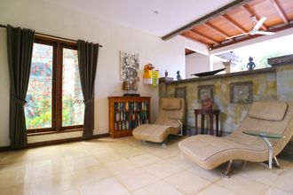 Lobby 4 Baliana Villa Batu Belig