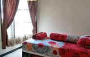 ห้องนอน 7 Comfort Room at MANIS Homestay