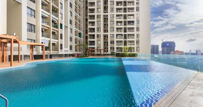 Kolam Renang Saigon Apartment - The Gold View