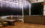 Bar, Kafe, dan Lounge 7 Villa Jaran Jingkrak