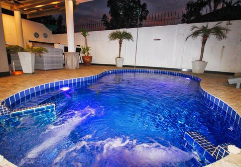 スイミングプール TJ Pool Villa Pattaya