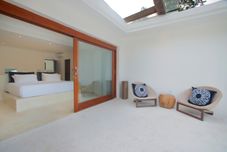 침실 The Apartments Ubud