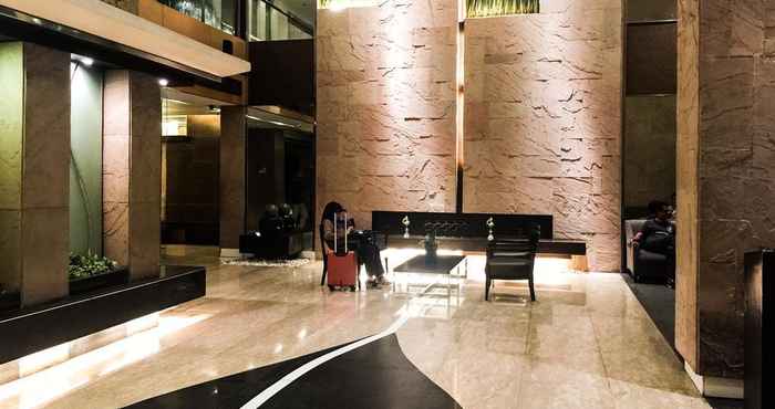 Lobby Serena Suites Makati