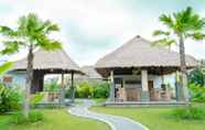 Bangunan 3 Three Gold Luxury Private Villas