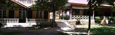 Lobi 2 Yusman Guest House, Restaurant and Jungle Trekking