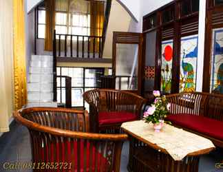 Lobi 2 Golden Inn Yogyakarta