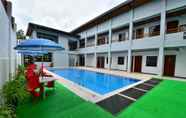 Kolam Renang 7 Charms Hotel