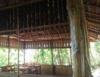 Lobby 2 Oracave Eco-Lodge