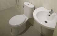 Toilet Kamar 5 Kost Makassar