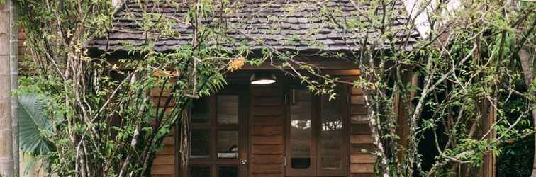 Lobby Forest Pool Villas