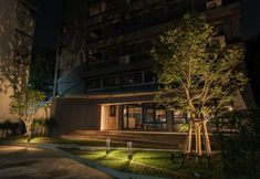 Exterior 2 A' Hostel