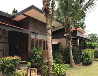 Exterior 2 Baan Suan Rim Klong Resort