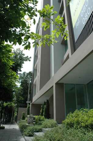 Bangkok living, THB 1,146.98