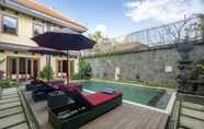 Kolam Renang 6 Hartaning House by Pramana Villas