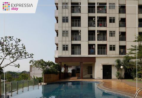 Swimming Pool Expressia Stay