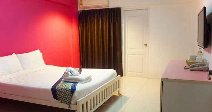 Bedroom Zenith Life Hotel