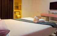 Kamar Tidur 2 Zenith Life Hotel