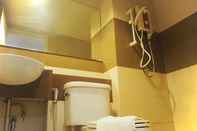 Toilet Kamar Zenith Life Hotel