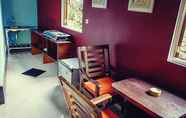 Bangunan 7 Corner Warung Guesthouse