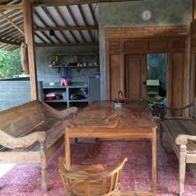 Functional Hall 1 Watukarung Ristu Homestay, Pacitan Hotels