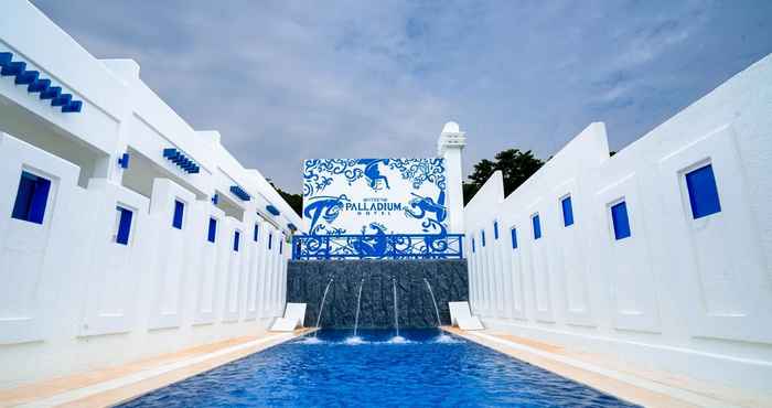 Swimming Pool The Palladium Hotel Coron