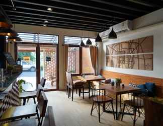 Lobi 2 Slee Hostel Chiangmai