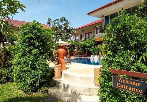 Exterior Baan Sooksiri Bangsaray