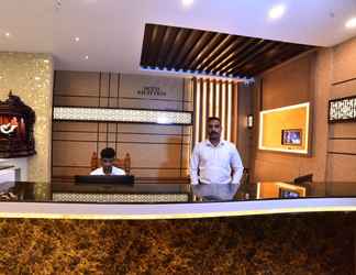 Lobby 2 Hotel Vashanth Krishna